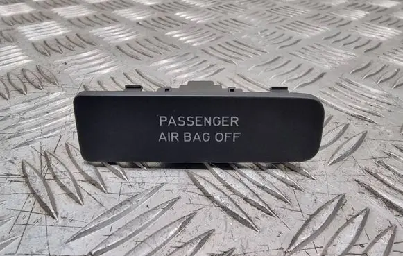 Volkswagen Golf Plus Passenger airbag on/off switch 5M0919234