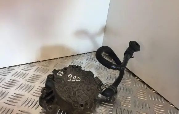 Audi A6 S6 C6 4F Vacuum pump 03L145100 990