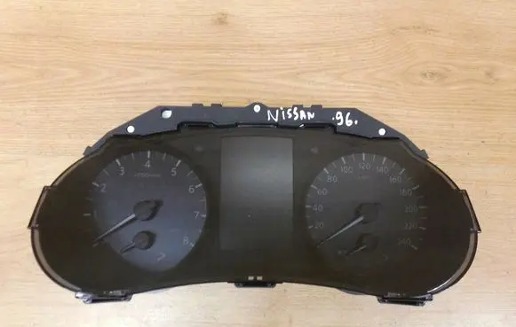 Nissan X-Trail T32 Speedometer (instrument cluster) 4CC6B