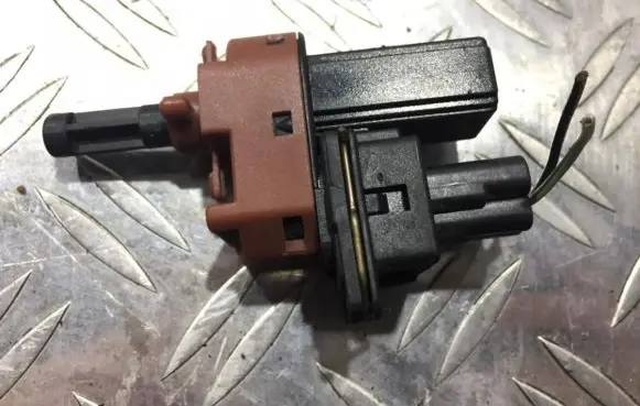 Ford Transit Brake pedal sensor switch 2s6t7c534aa