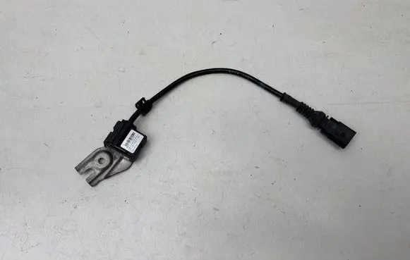Volkswagen Touareg I ABS wheel speed sensor 7L0907673C