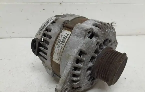 Opel Astra J Generator/alternator 95515958 13500187