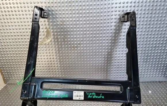 Audi Q7 4L Driver seat console base 7L0881677G