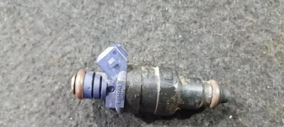 Renault Scenic I Fuel injector 866313