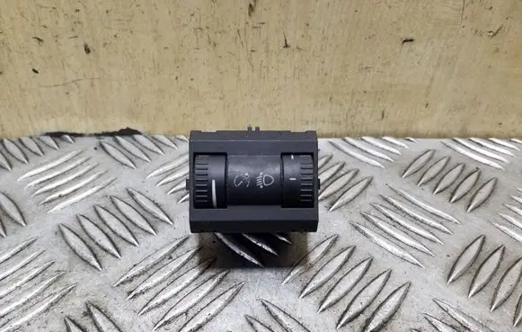 Skoda Octavia Mk2 (1Z) Headlight level height control switch 1Z0941333