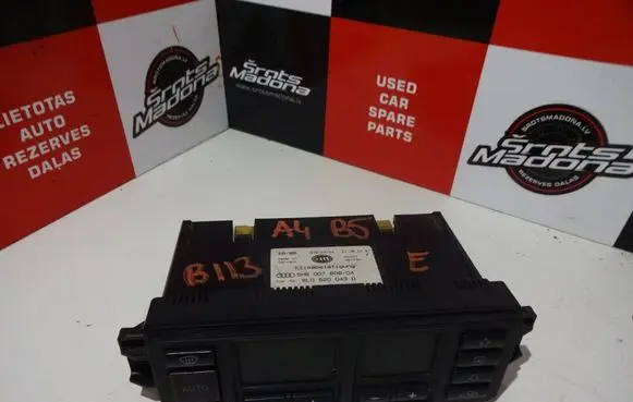 Audi A4 S4 B5 8D Climate control unit 8L0820043D