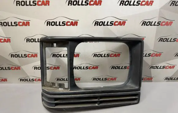 Headlight/headlamp mounting bracket