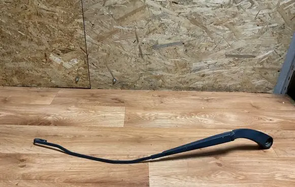 Dodge Journey Front wiper blade arm 05116304AD