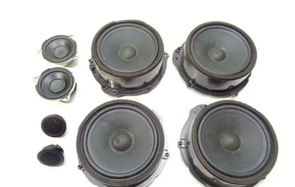 Jaguar F-Pace Audio system kit 