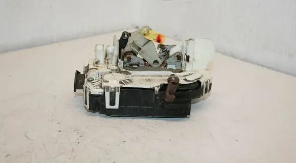 Dodge Caliber Front door lock P04589416AE