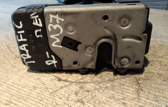 Renault Trafic II (X83) Front door lock