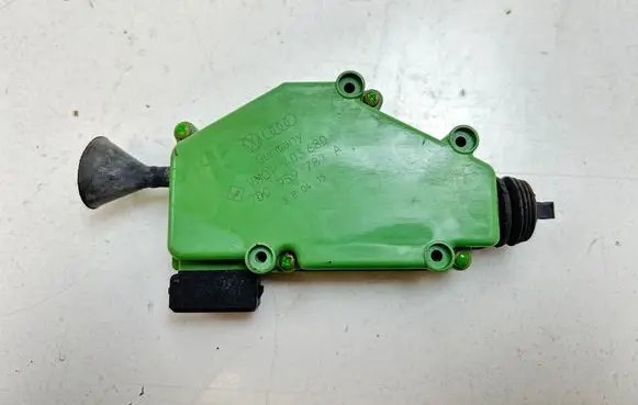 Volkswagen Transporter - Caravelle T4 Central locking motor 7D0959781A