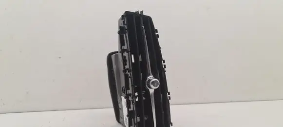 Volvo V60 Dash center air vent grill 31477274