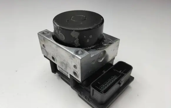 Skoda Roomster (5J) ABS Pump 6R0907379AB