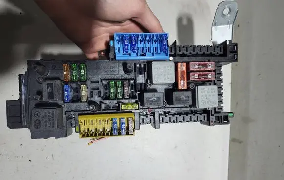 Mercedes-Benz C W204 Other control units/modules 2049008701 5DK00922580 2049014001