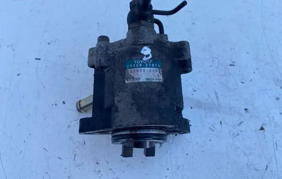 Toyota Avensis T220 Vacuum pump 2930027010