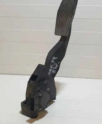 Opel Zafira A Accelerator throttle pedal 0281002298 90581208 F01C050001