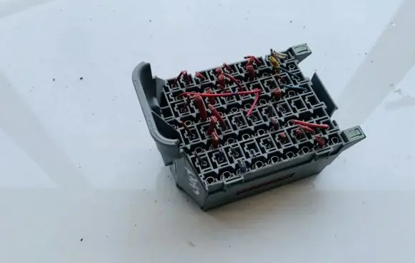 Volvo S60 Fuse box set 9162439