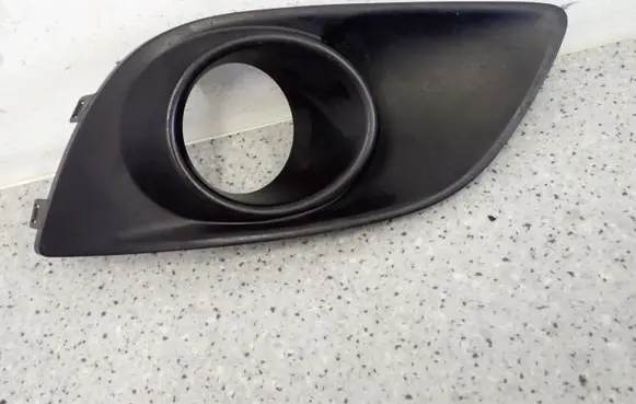 Suzuki Swift Cultus Front fog light trim/grill 7176168L1L