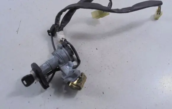 BMW X3 F25 Ignition lock YWD100080