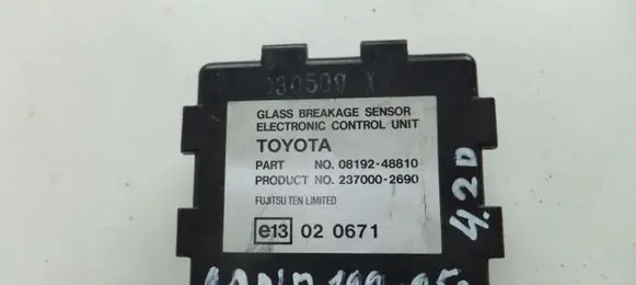Toyota Land Cruiser (J100) Other control units/modules TOYOTA0819248810
