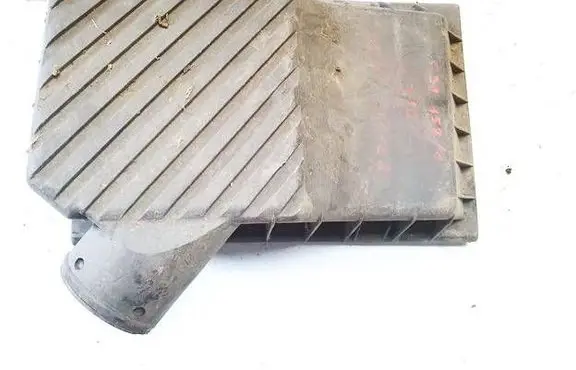Volkswagen PASSAT B3 Air filter box 859129620