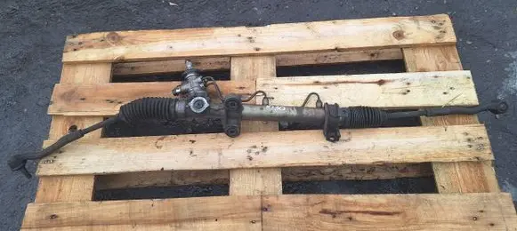 Toyota Avensis T220 Steering rack 7891117