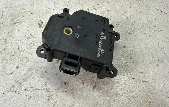 Chevrolet Camaro Air flap motor/actuator AW0638002410 1574543 1574541