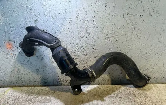 Ford Puma Intercooler hose/pipe L1B16C646BA