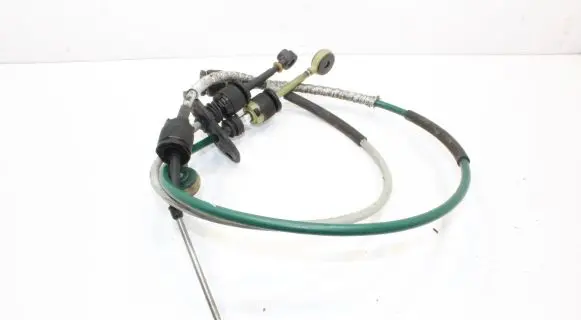 Ford Kuga I Gear shift cable linkage