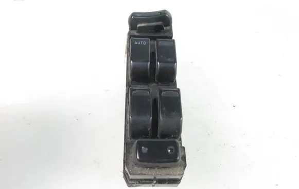 Suzuki Grand Vitara I Electric window control switch 