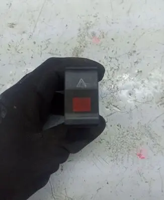 Audi 100 S4 C4 Hazard light switch 4A0941509