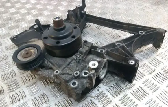 Mercedes-Benz Sprinter W906 Other engine bay part A6512011409