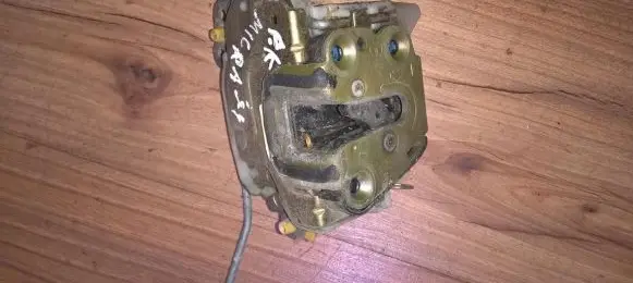 Nissan Micra Front door lock