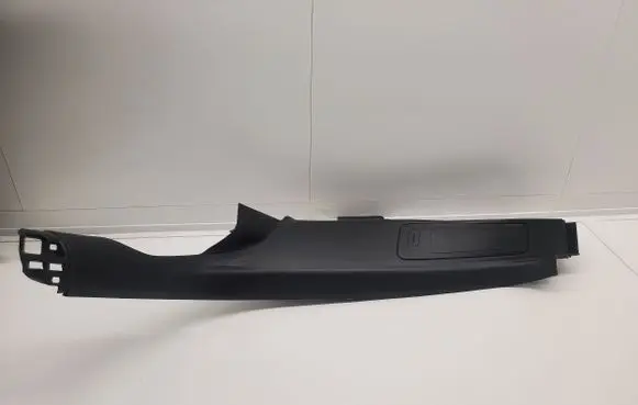 Porsche Macan (95B) Rear seat side bottom trim 95B867767E 95B867767E1E0