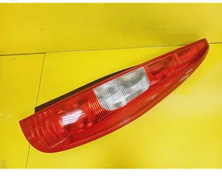Mitsubishi Colt Rear/tail lights 8330A234