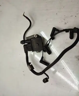 BMW 5 F10 F11 Glow plug pre-heat relay 7798000