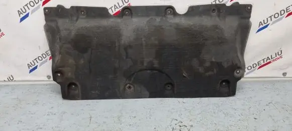 BMW 3 G20 G21 Engine splash shield/under tray 7447194