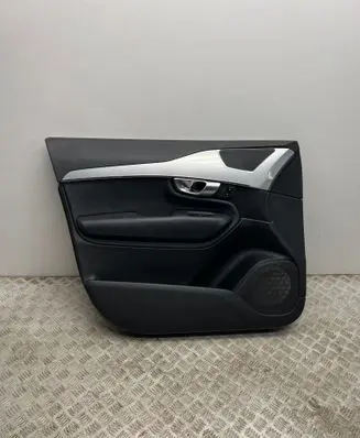 Volvo XC90 Front door card panel trim 31393113