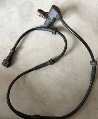 Volvo S40, V40 ABS brake wheel speed sensor 0265006366