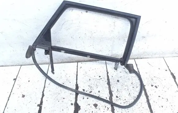 Seat Exeo (3R) Rear door window/glass frame