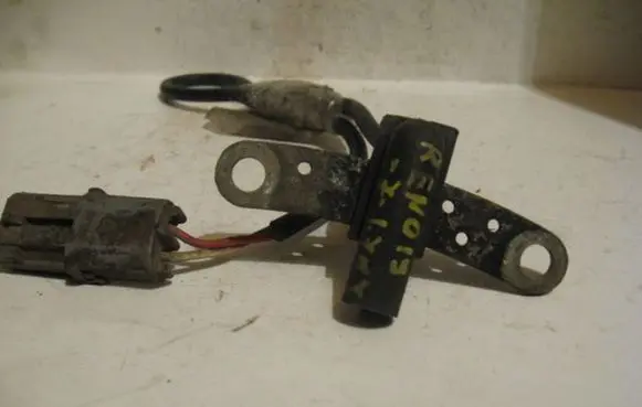 Renault 21 Crankshaft position sensor SIEMENS101750 17I