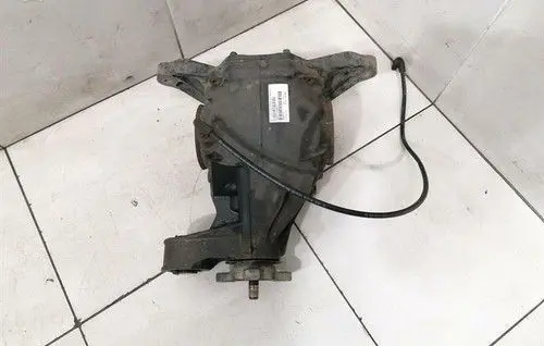 Mercedes-Benz GL X166 Rear differential/diff mount bracket A1663502714