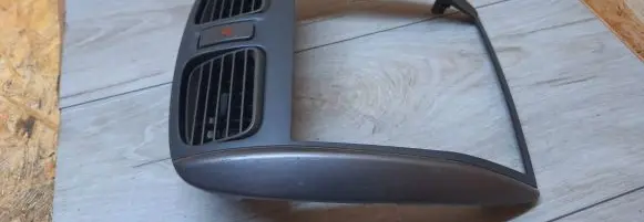 Mazda Premacy Dash center air vent grill B25fgm932