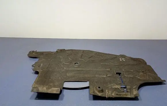 Volvo S90, V90 Front underbody cover/under tray 31497463