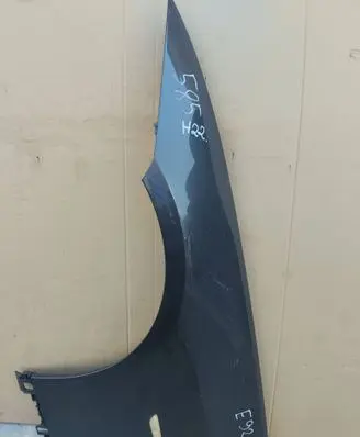 BMW 3 E92 E93 Fender E92BLOTNIKLEWY