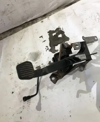 Clutch pedal