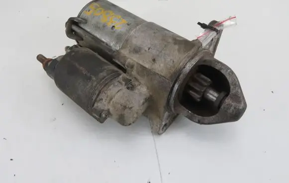 Opel Zafira B Starter motor 55556092