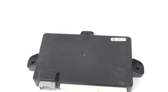 Tesla Model X Door control unit/module 104549000G