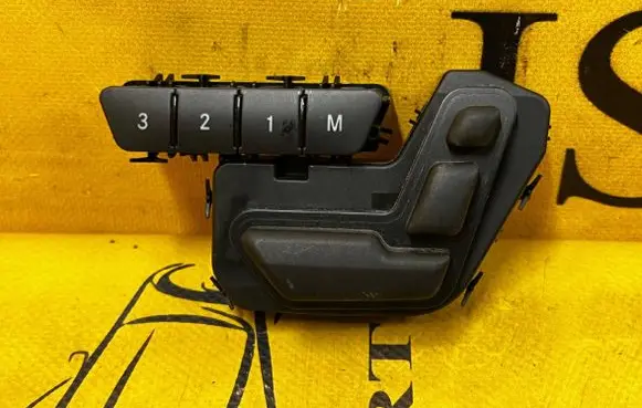 Mercedes-Benz GL X166 Seat memory switch A1669054000